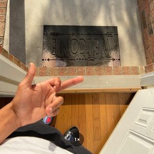 Meet your Posher, Malcolm